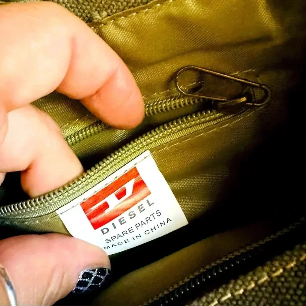 New Unisex Rare Vintage Y2K Diesel Distressed Crossbody Mulitpocket Military Bag